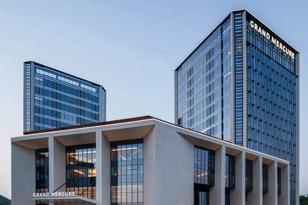 酒店业巨擘—雅高集团!西子电梯缔造星级酒店典范之作